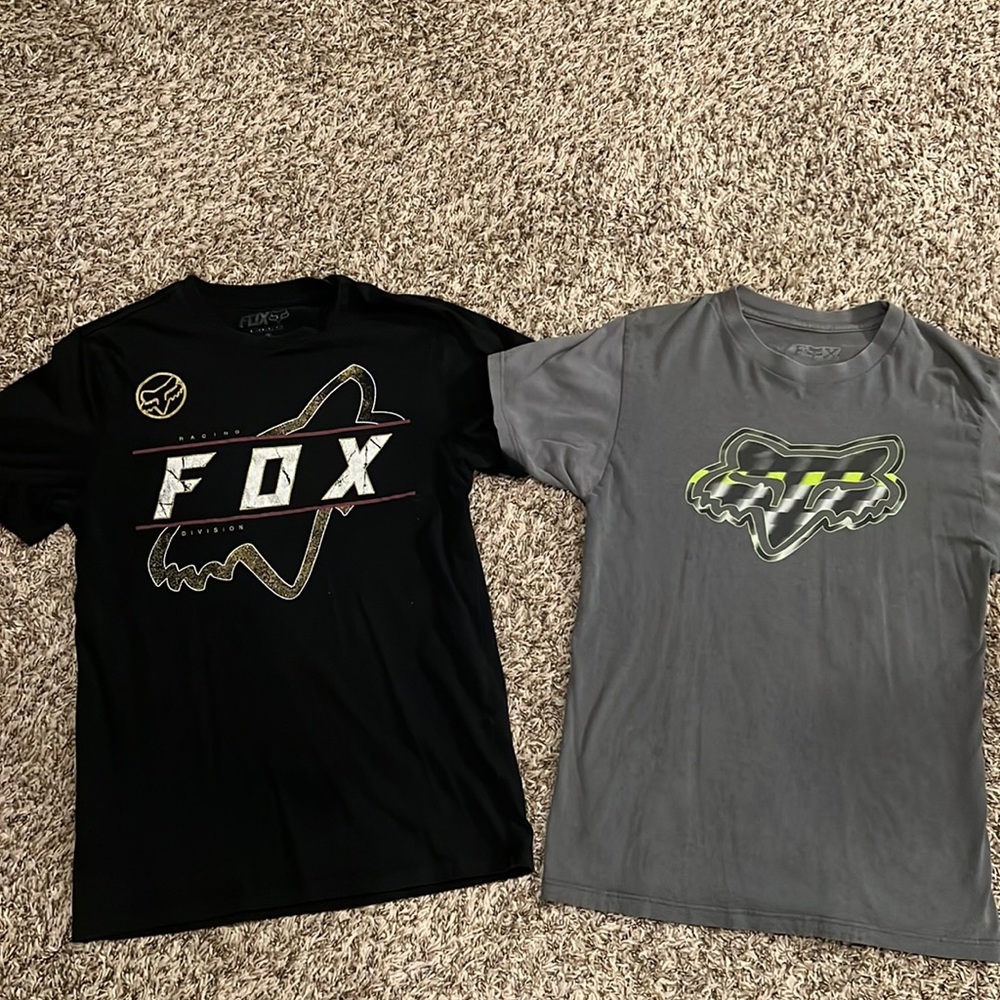 2 fox Tshirts